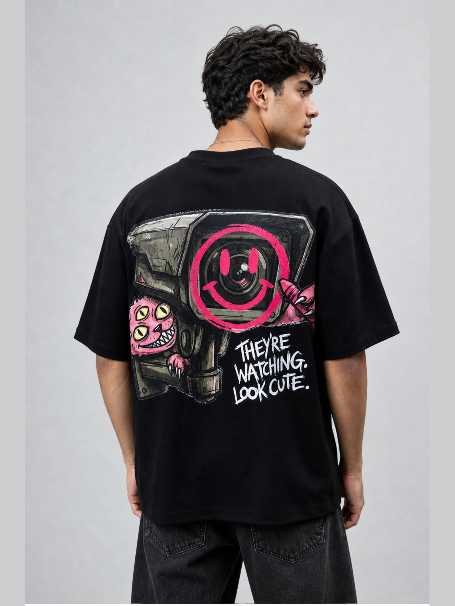 Look Cute Tee - NAIVE