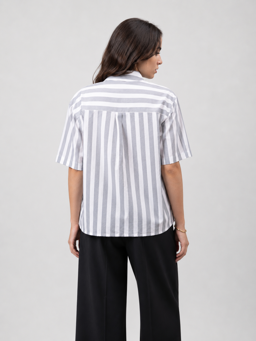 Two Pockets Gray Striped Shirt - NAIVE
